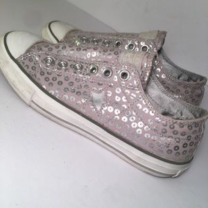 🥝 Silver Star Converse Sneaker -